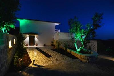 Aldora Villa