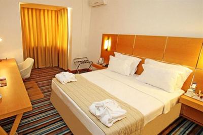 Yahura Otel