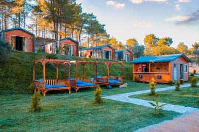 Mia Bungalove