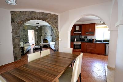Villa Tophill