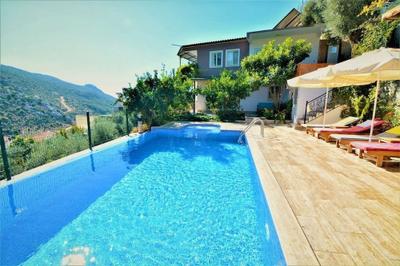Villa Sahra
