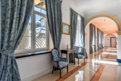 Hoteles Globales Reina Cristina