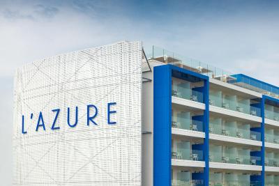 L'Azure Hotel