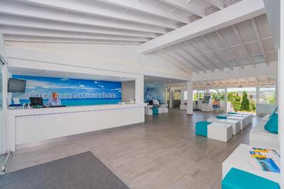 Holiday Center