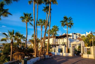Playaolid Suites and Apartments