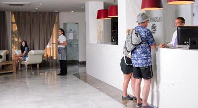 Playaolid Suites and Apartments