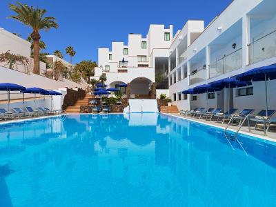 Aparthotel Esquinzo Y Monte del Mar