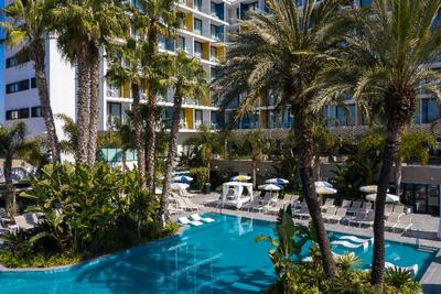 Aqua Hotel Silhouette & Spa**** Adults Only