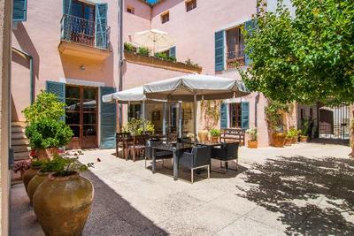 Hotel Can Moragues****