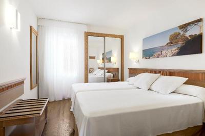 Iberostar Waves Club Cala Barca