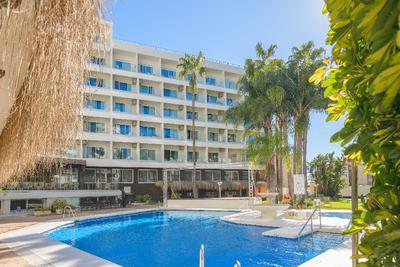 Hotel Parasol by Dorobe