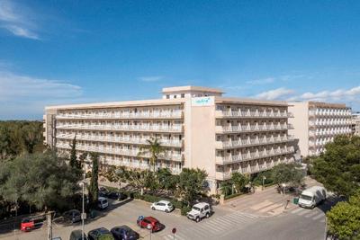 Azuline Hotel Bahamas