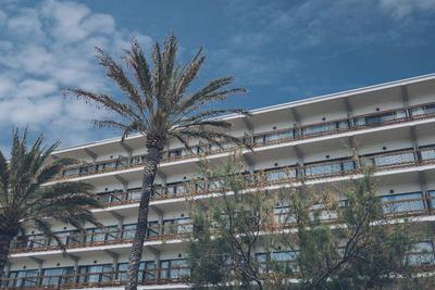 AYA Seahotel – Adults Only