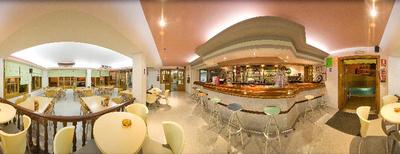 Hostal Adelino