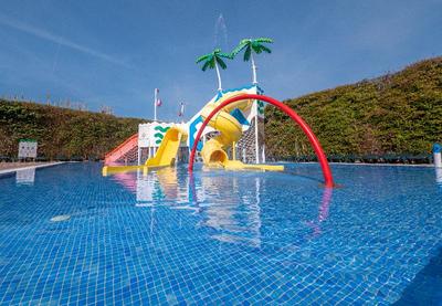 Santa Susanna Resort
