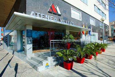 Aparthotel Atenea Valles