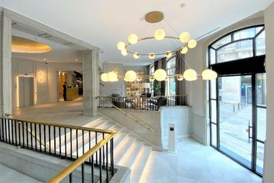 Lamaro Hotel