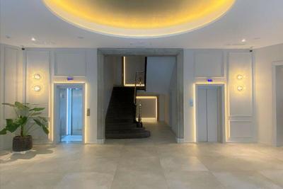 Lamaro Hotel