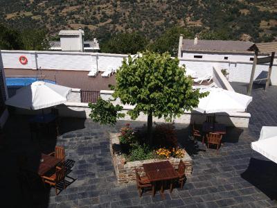 Villa Turistica de Bubion