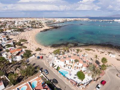 Apartamentos y Villas Galera Beach