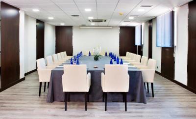 Hotel Chamartin the One
