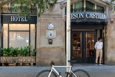 Meson Castilla Atiram Hotel