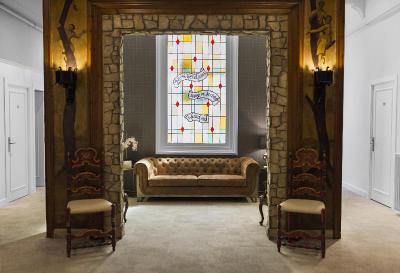 Meson Castilla Atiram Hotel