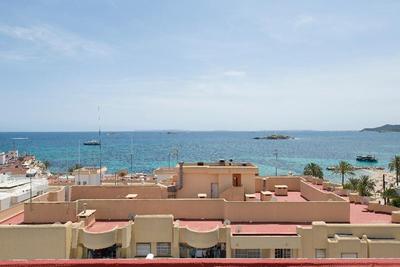 Central Playa