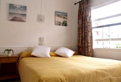 Hotel Gabarda & Gil