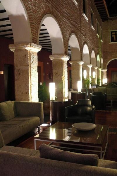 AC Palacio de Santa Ana