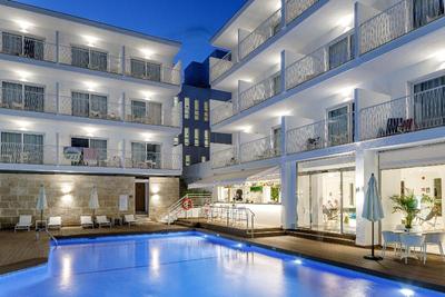 Hotel Tora