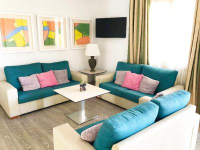Eix Alcudia Hotel +18