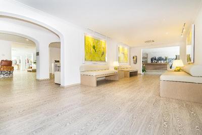 Eix Alcudia Hotel +18