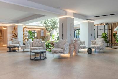 Valentin Somni Hotel and Suites