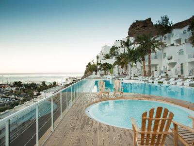 Marina Bayview Adults Only