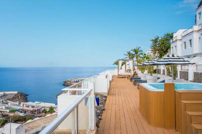 Marina Bayview Adults Only
