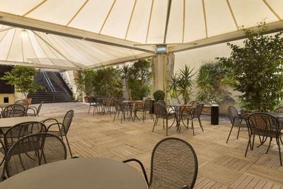 Ramada Naples