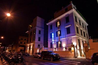 Hotel Center 1