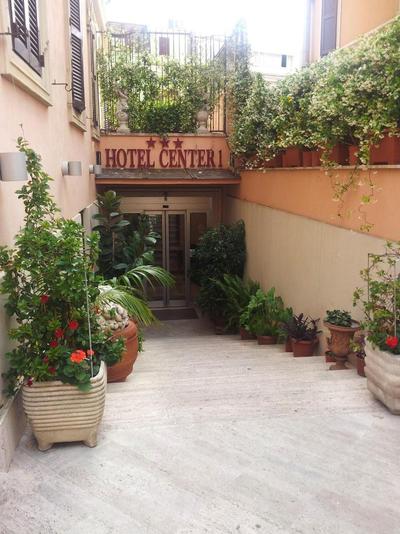 Hotel Center 1