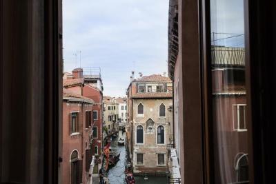 All'Angelo Art Hotel