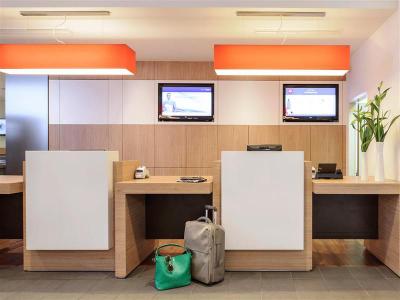 ibis Duesseldorf Hauptbahnhof