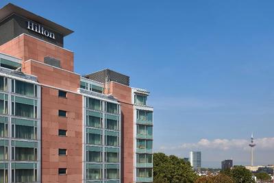 Hilton Frankfurt City Centre