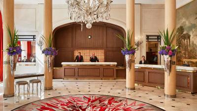 Plaza Athenee