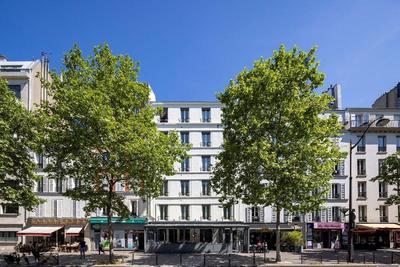 Hotel Nude Paris