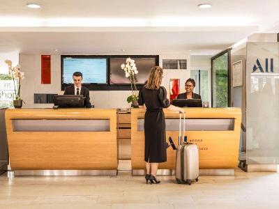 Mercure Paris Eyfel Kulesi Merkez oteli