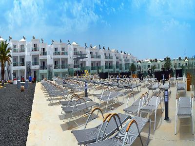 Hotel Plaza Palmeras