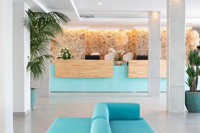 MarSenses Ferrera Blanca Family Hotel