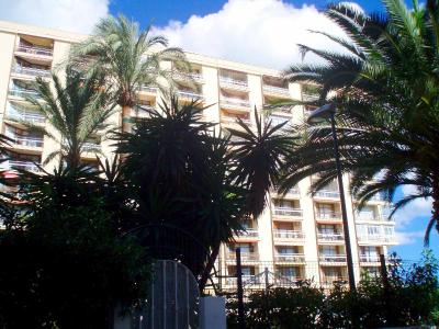 Apartamentos Torre de la roca