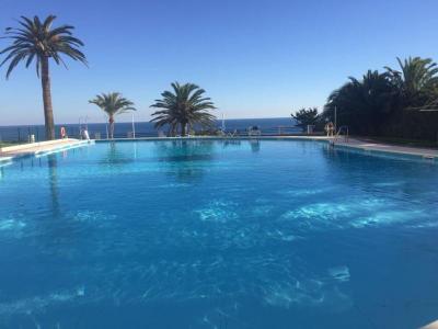Apartamentos Torre de la roca