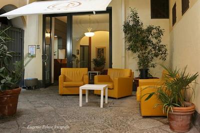 Caravaggio Hotel